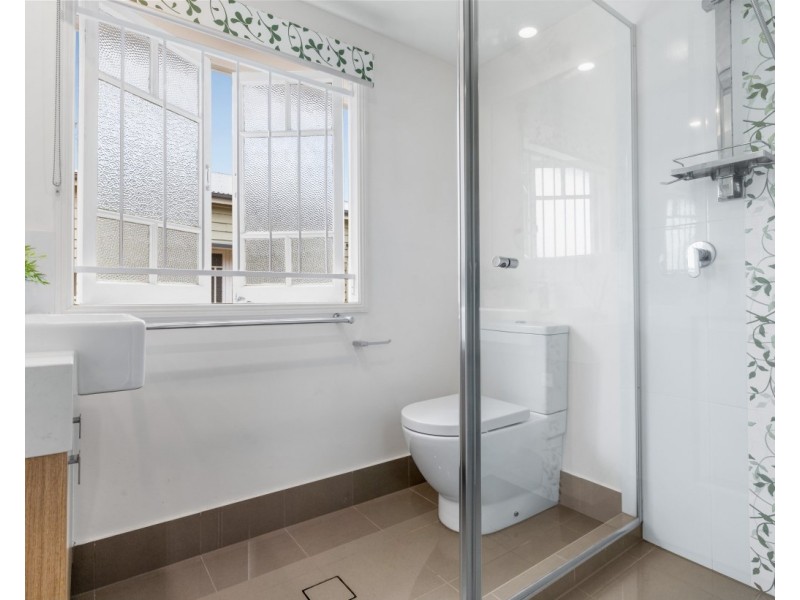 18 Ramsay Street, Kedron QLD 4031