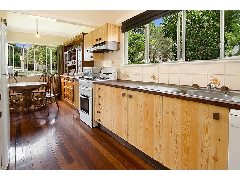 64 Taylor Street, Wavell Heights QLD 4012