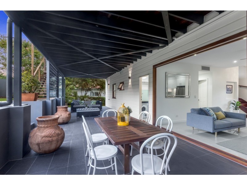 60 Wilgarning Street, Stafford Heights QLD 4053