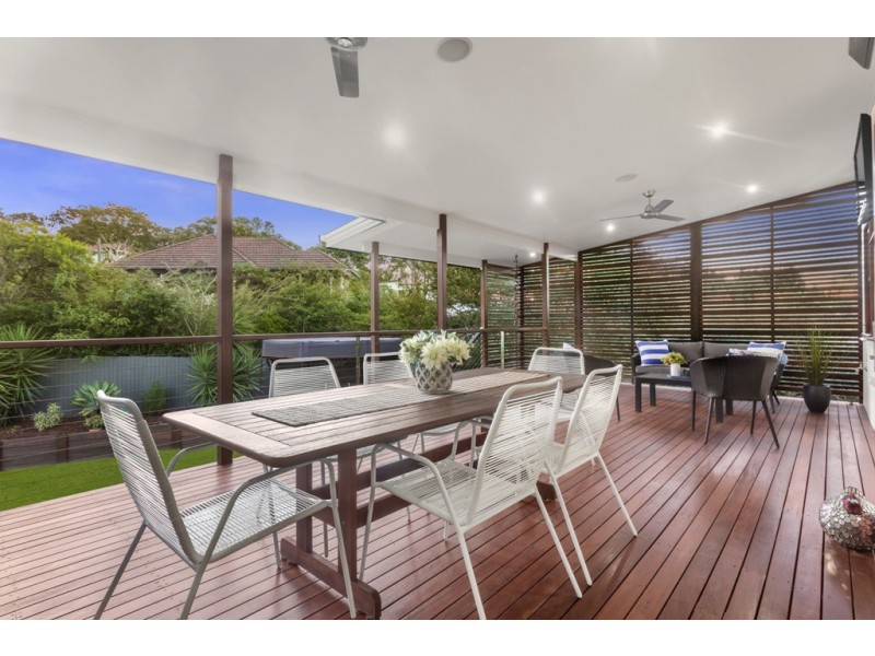 60 Wilgarning Street, Stafford Heights QLD 4053