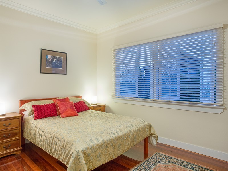 41 Howard Street, Grange QLD 4051