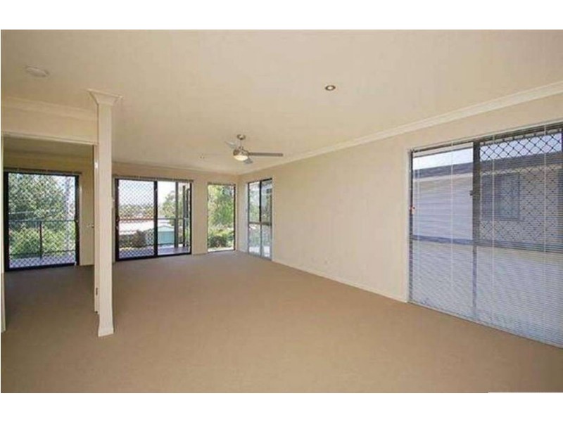 6 Watcombe Street, Wavell Heights QLD 4012