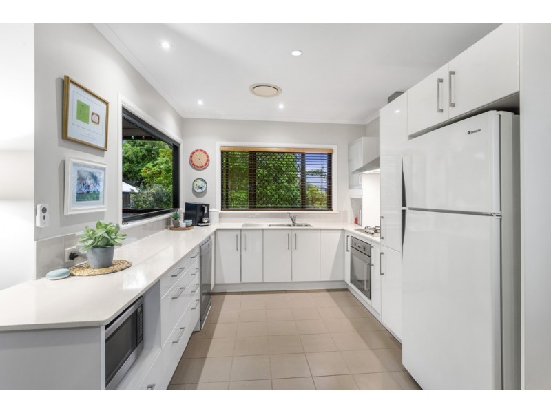 31 Allan Street, Kedron QLD 4031