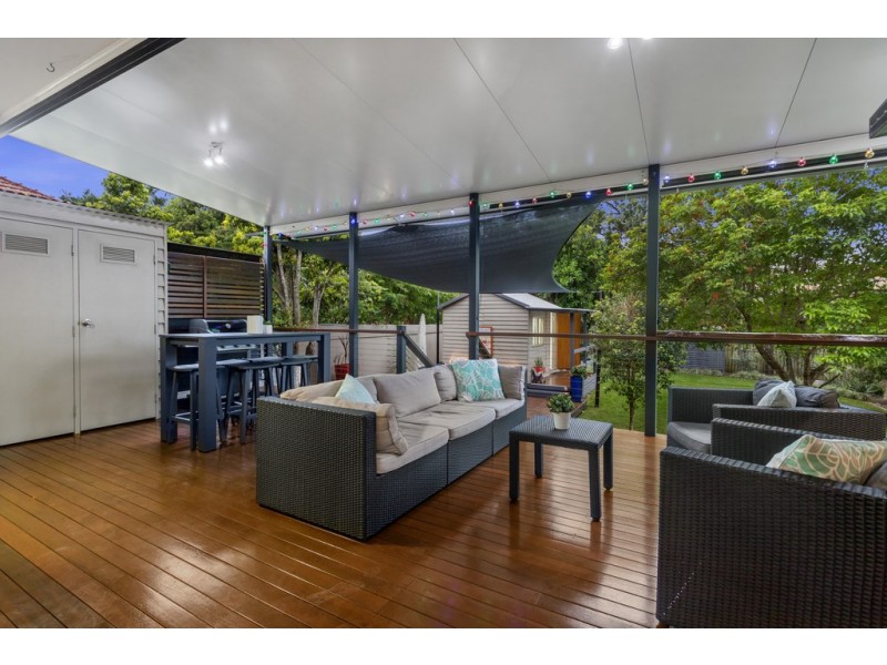 31 Allan Street, Kedron QLD 4031