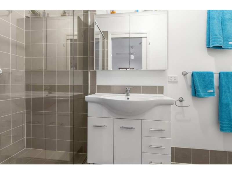 31 Allan Street, Kedron QLD 4031