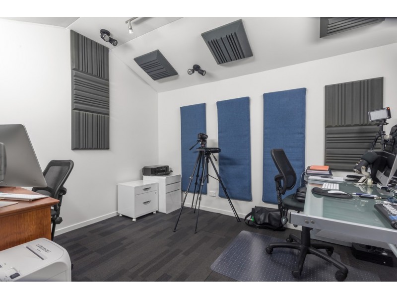 31 Allan Street, Kedron QLD 4031