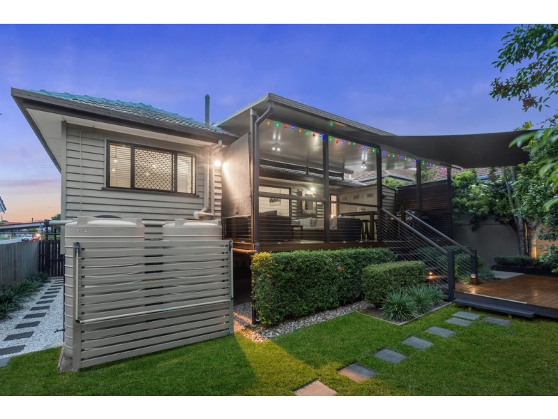 31 Allan Street, Kedron QLD 4031