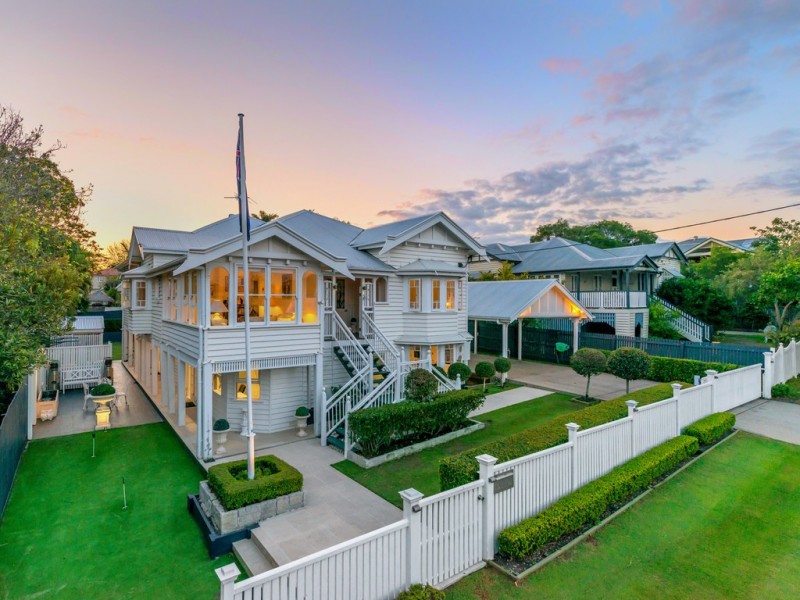 10 Ida Street, Kedron QLD 4031