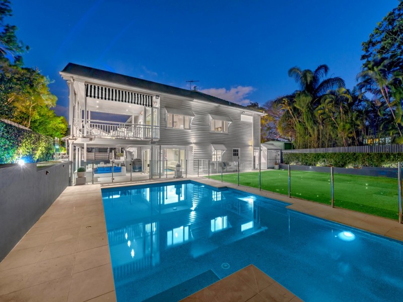 10 Ida Street, Kedron QLD 4031