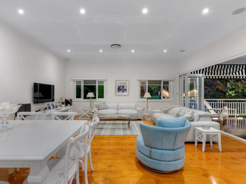 10 Ida Street, Kedron QLD 4031