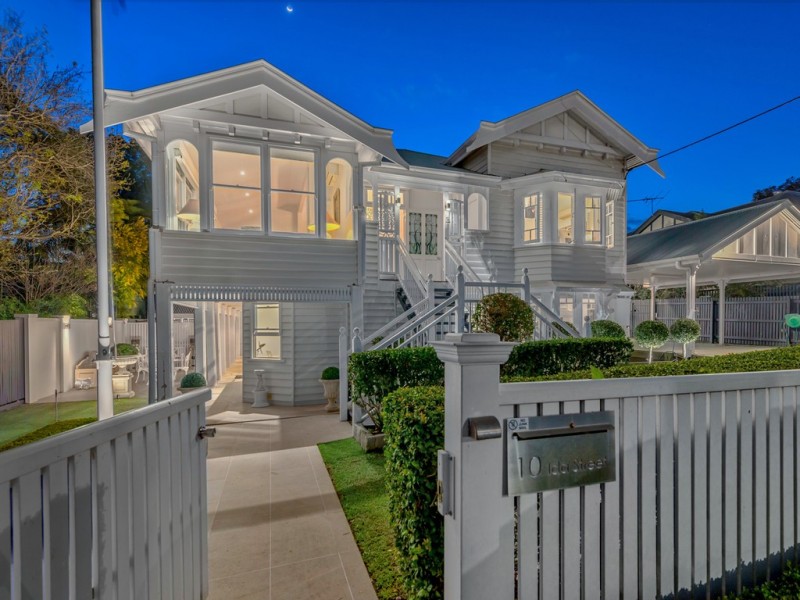 10 Ida Street, Kedron QLD 4031