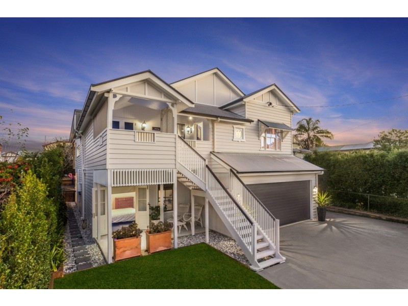 24 Strathmore Street, Kedron QLD 4031