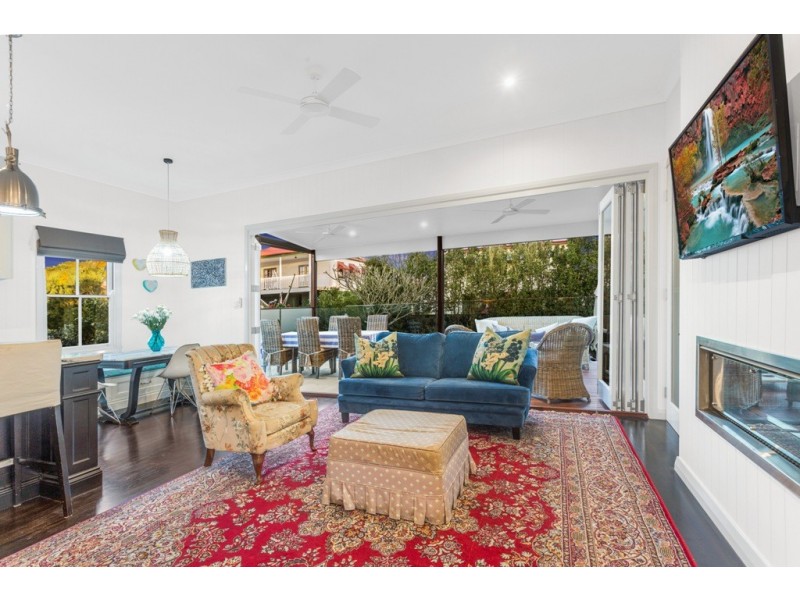 24 Strathmore Street, Kedron QLD 4031