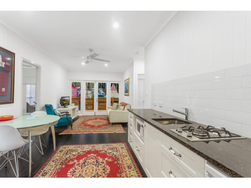 24 Strathmore Street, Kedron QLD 4031