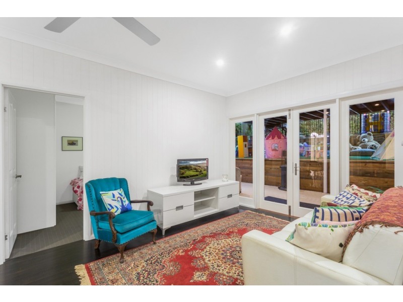 24 Strathmore Street, Kedron QLD 4031