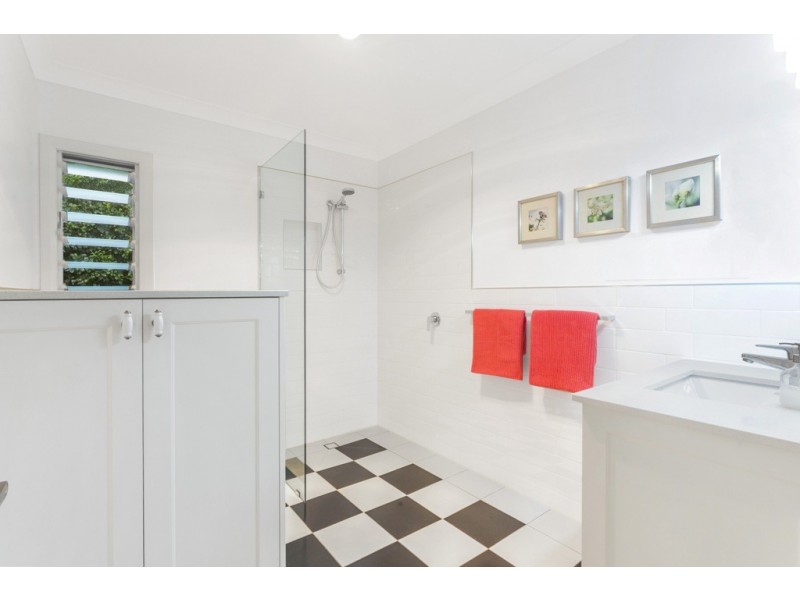 24 Strathmore Street, Kedron QLD 4031