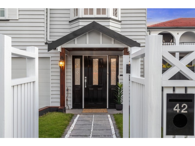 42 Somerset Road, Kedron QLD 4031