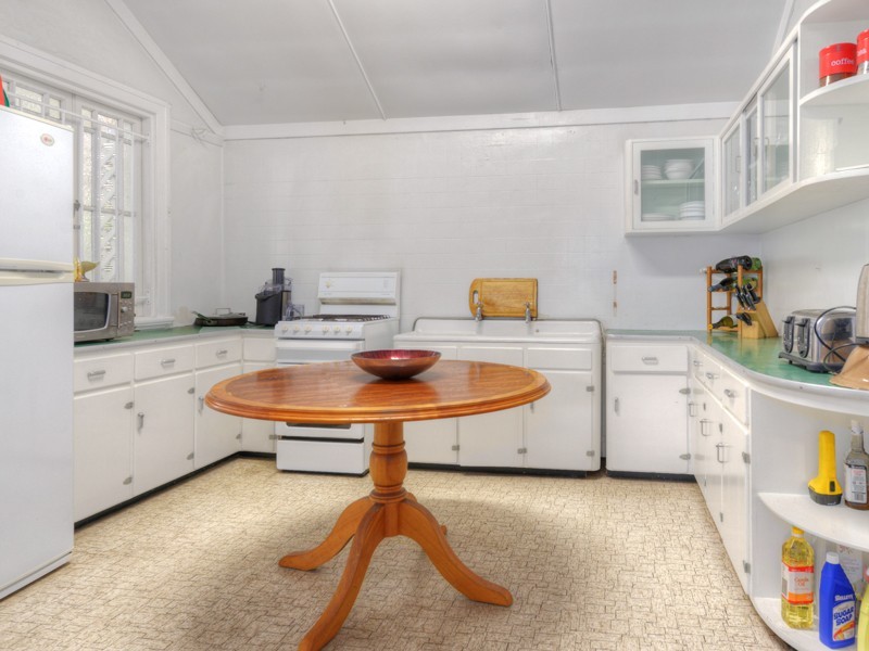 11 Figgis Street, Kedron QLD 4031