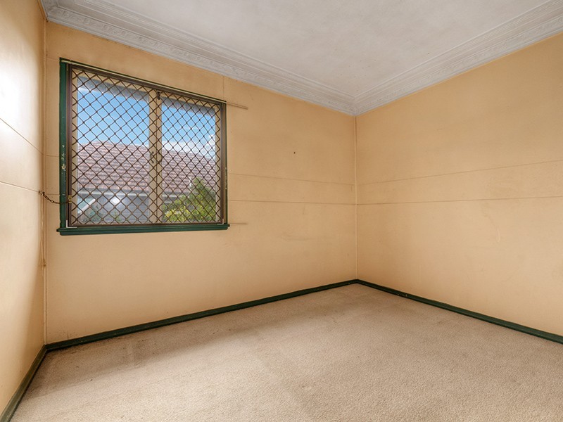 8 Wilgarning Street, Stafford Heights QLD 4053