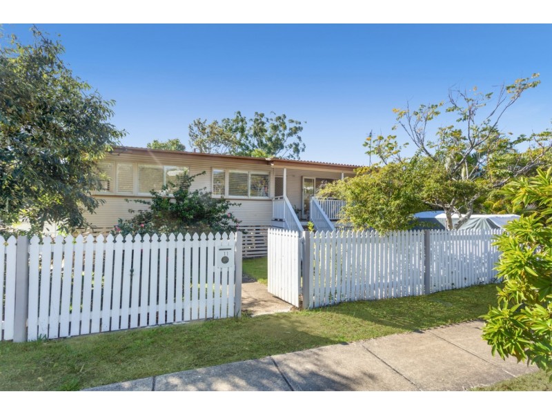 11 Aldren  Street, Stafford Heights QLD 4053