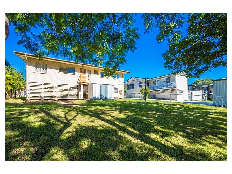 11 Aldren  Street, Stafford Heights QLD 4053