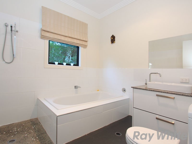 68 Jackson Street, Clayfield QLD 4011