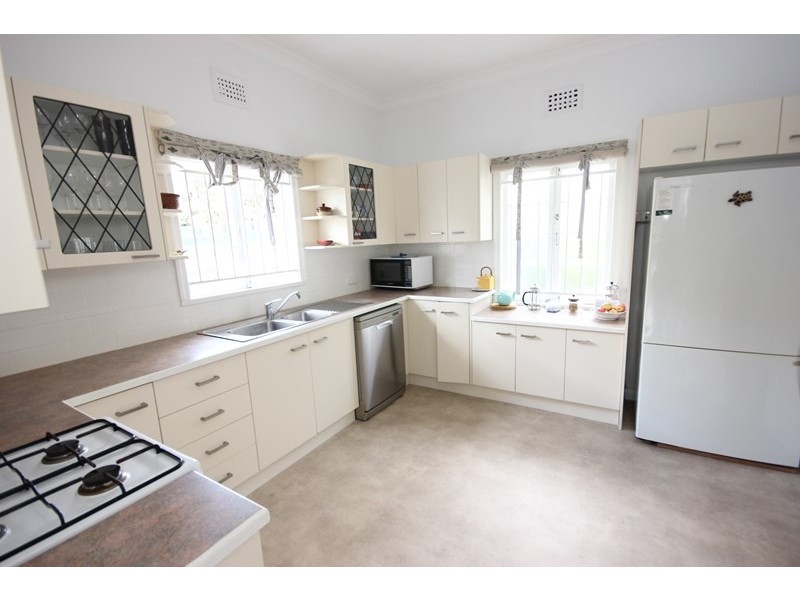 112 Nelson Street, Wooloowin QLD 4030