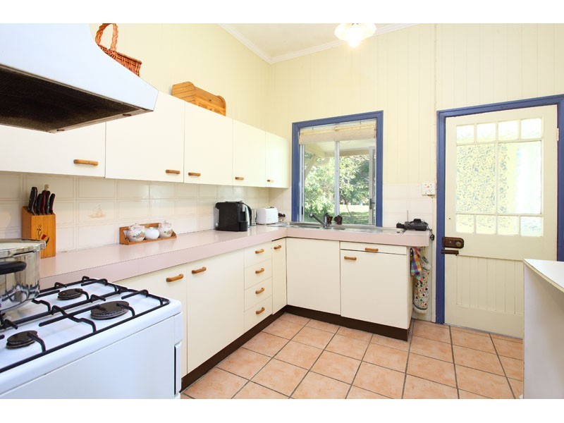 12 Gunner Street, Kedron QLD 4031