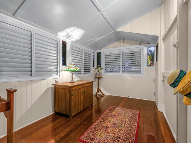 77 Lanham Avenue, Grange QLD 4051