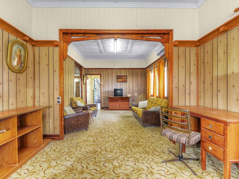 15 Meecham Street, Grange QLD 4051