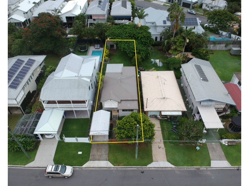 16 Meecham Street, Grange QLD 4051