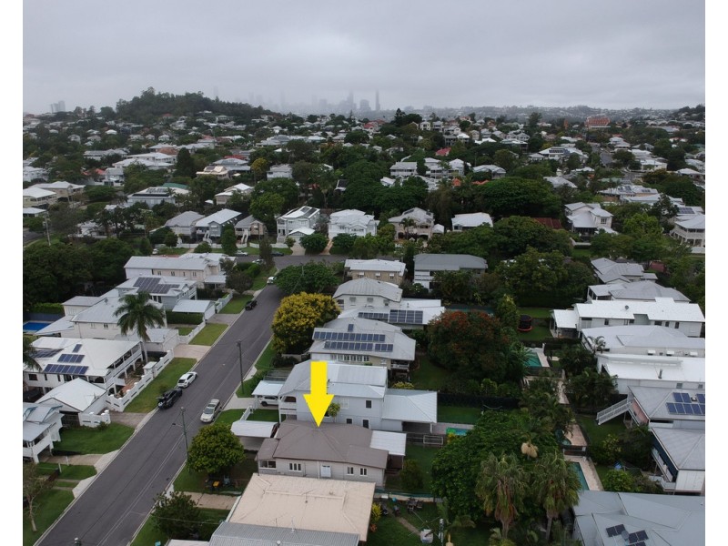 16 Meecham Street, Grange QLD 4051