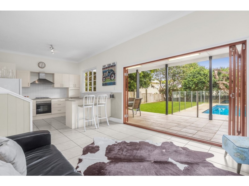 32 Days Road, Grange QLD 4051