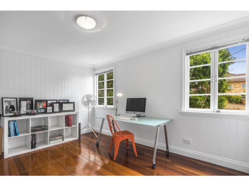 32 Days Road, Grange QLD 4051