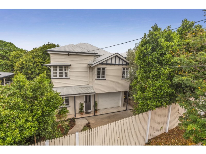 32 Days Road, Grange QLD 4051