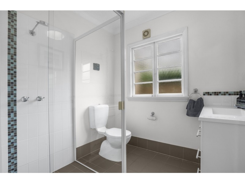 32 Days Road, Grange QLD 4051