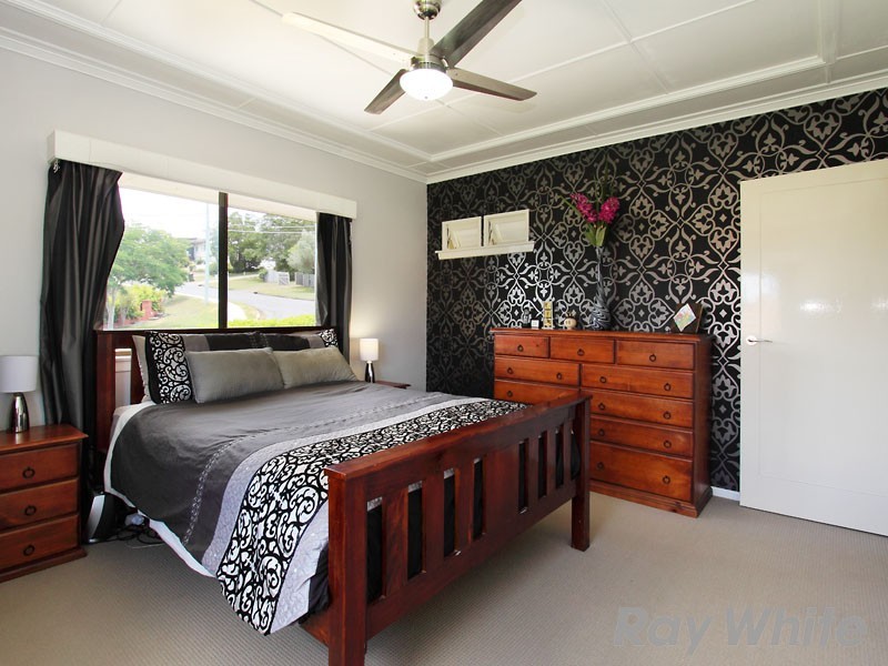 35 Sheehy Street, Stafford QLD 4053