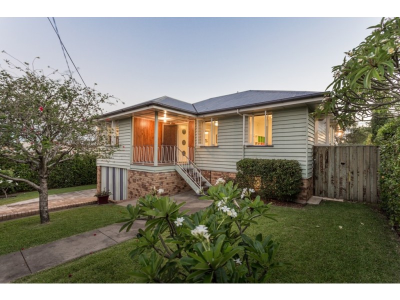 14 Winnam Street, Stafford QLD 4053