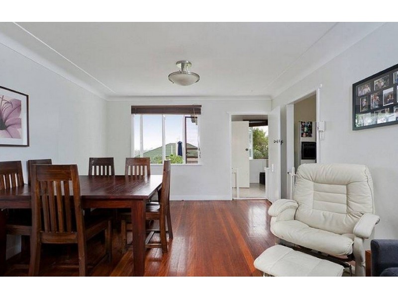 14 Winnam Street, Stafford QLD 4053