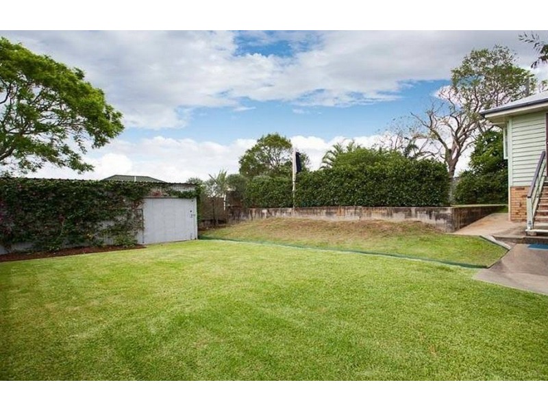 14 Winnam Street, Stafford QLD 4053