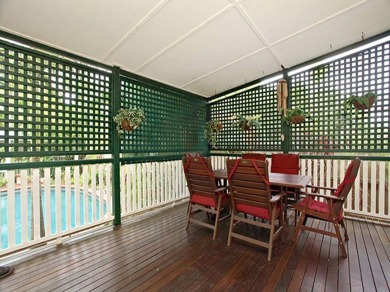 32 Grange Road, Grange QLD 4051