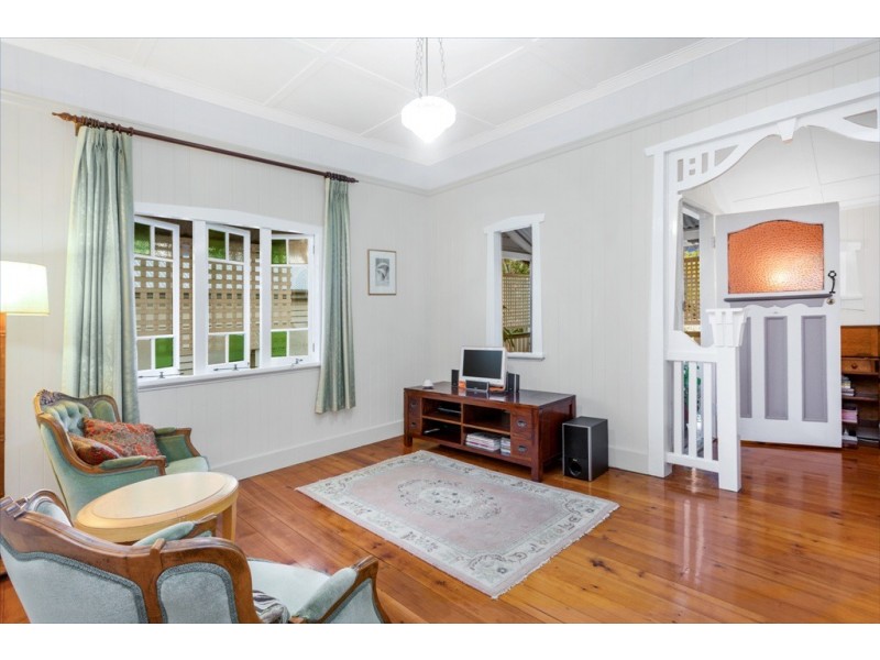 65 Lanham Ave, Grange QLD 4051