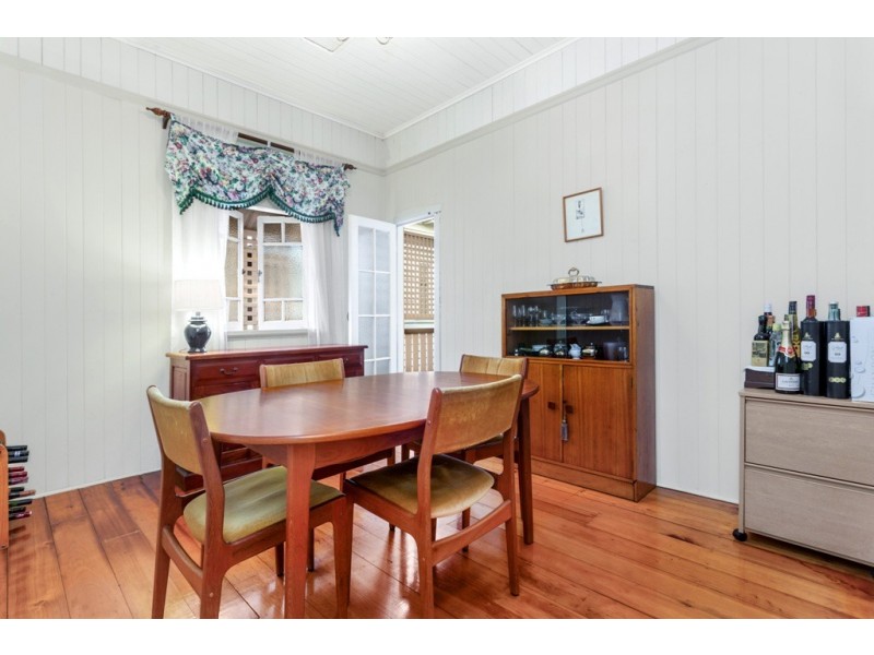 65 Lanham Ave, Grange QLD 4051