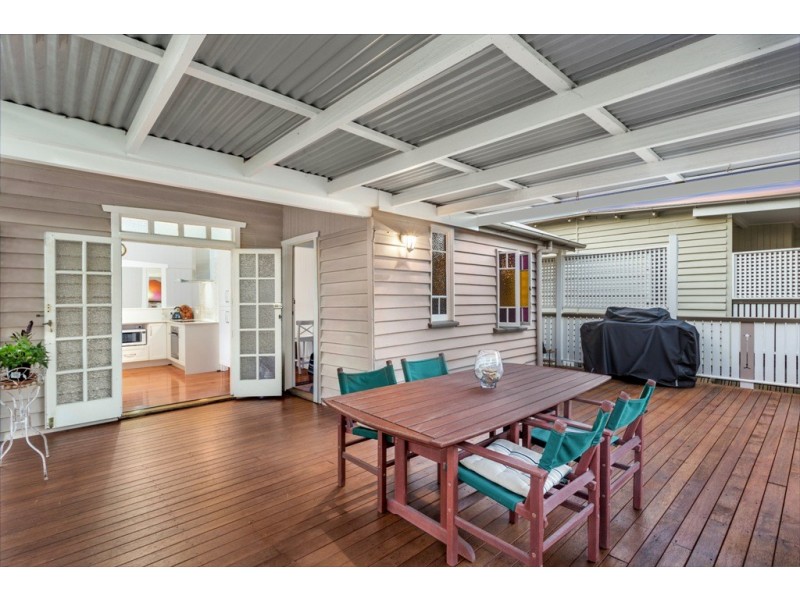 65 Lanham Ave, Grange QLD 4051