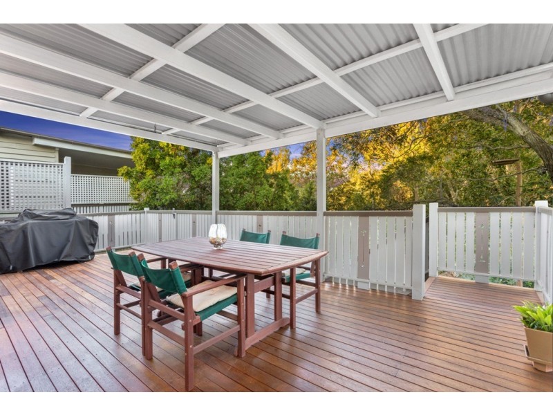 65 Lanham Ave, Grange QLD 4051