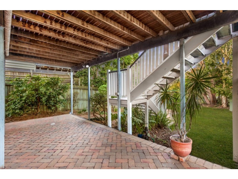 65 Lanham Ave, Grange QLD 4051