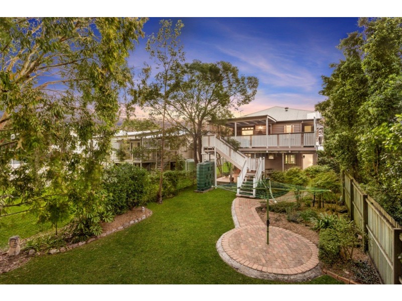 65 Lanham Ave, Grange QLD 4051