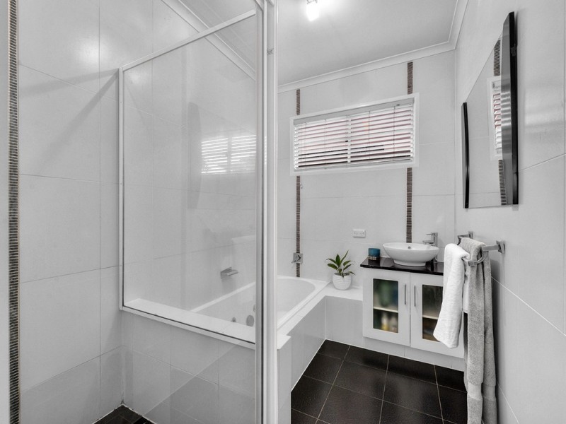 97 Lanham Ave, Grange QLD 4051