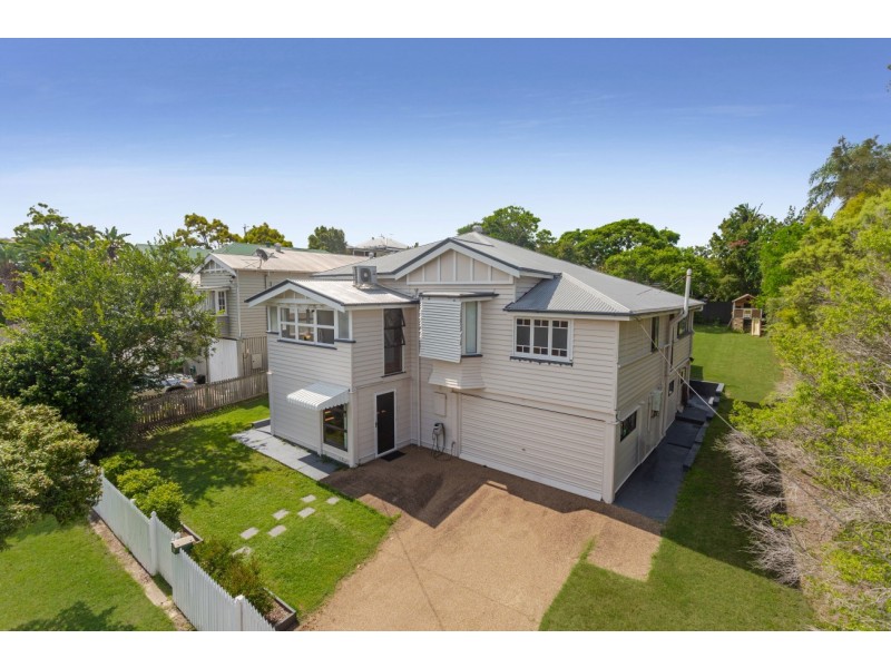 31 Myrtle Street, Grange QLD 4051