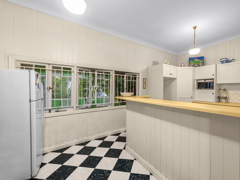 14 Stevenson Street, Grange QLD 4051